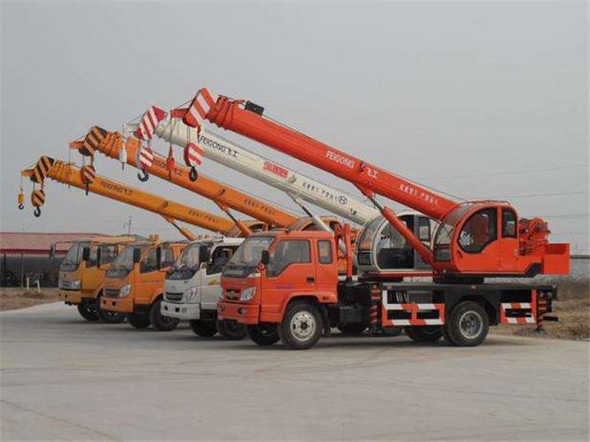 精河县设备出现故障导致停工，怎么处理？是否有备用设备替换？